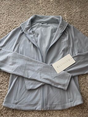 nwt athleta salutation crop jacket